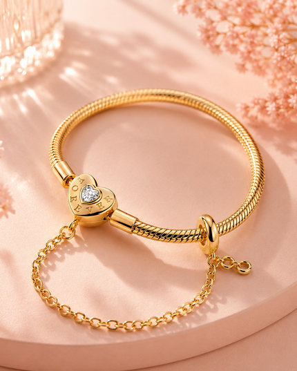 Pulsera Corazón Forever Dorada